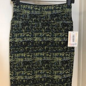 XS LuLaRoe Cassie Skirt